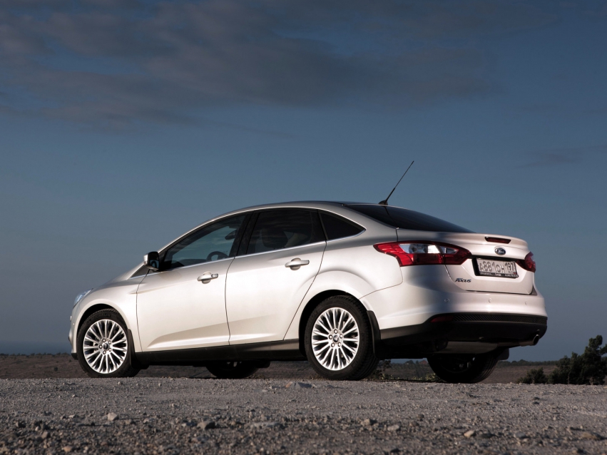 Auto wallpapers Ford Focus Sedan 2010