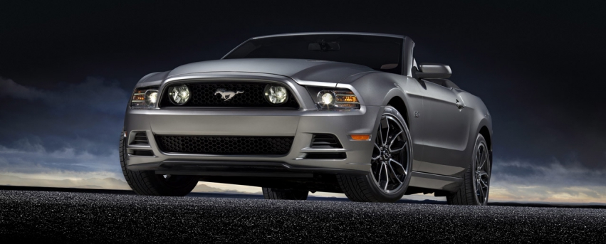 Auto wallpapers Ford Mustang 2013