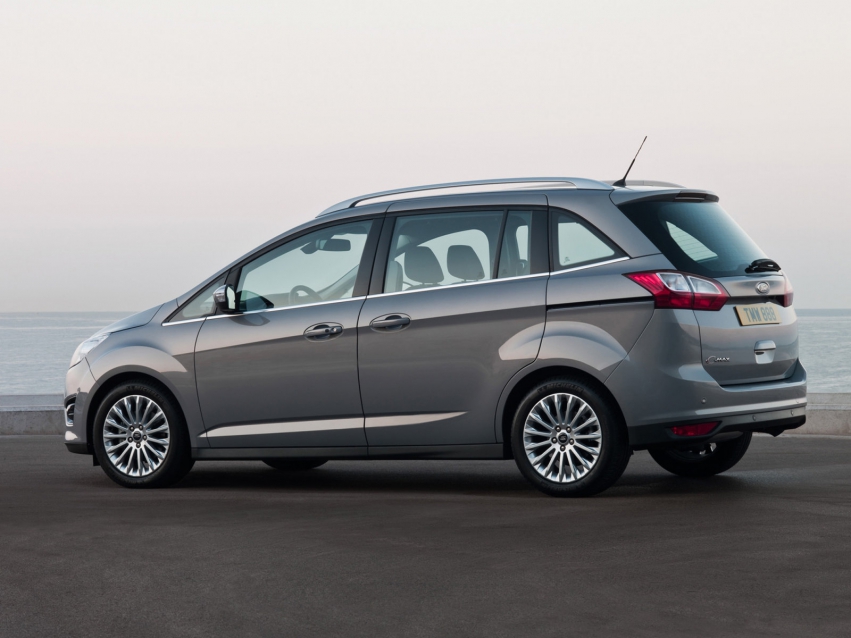 Auto wallpapers Ford Grand C-MAX 2010