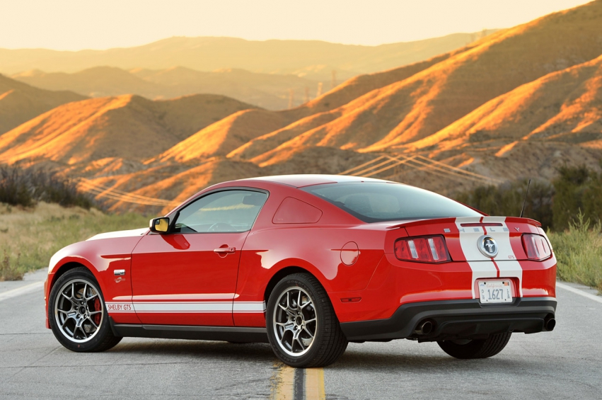 Auto wallpapers Ford Shelby gts 2012