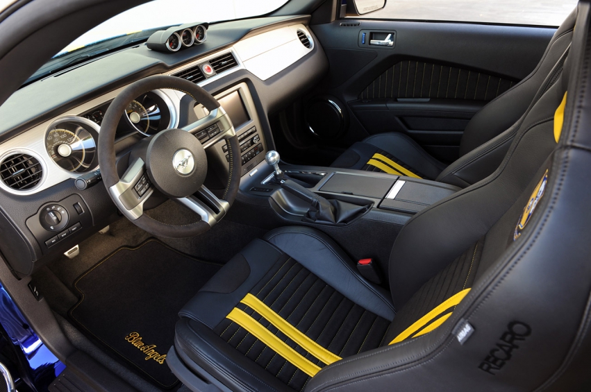 Auto wallpapers Ford Mustang GT Blue Angels