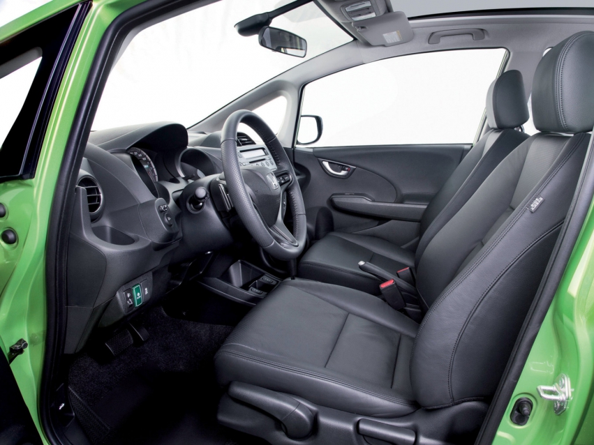 Auto wallpapers Honda Jazz Hatchback 2010
