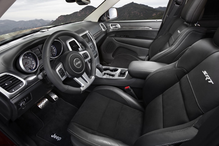 Auto wallpapers Jeep Grand Cherokee SRT8 2012