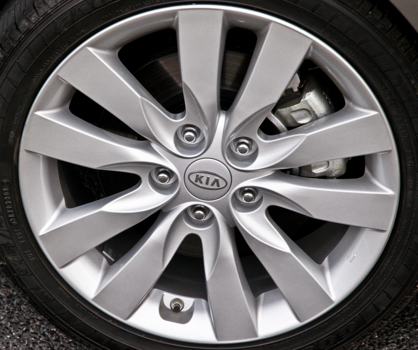 Auto wallpapers Kia Forte 2012
