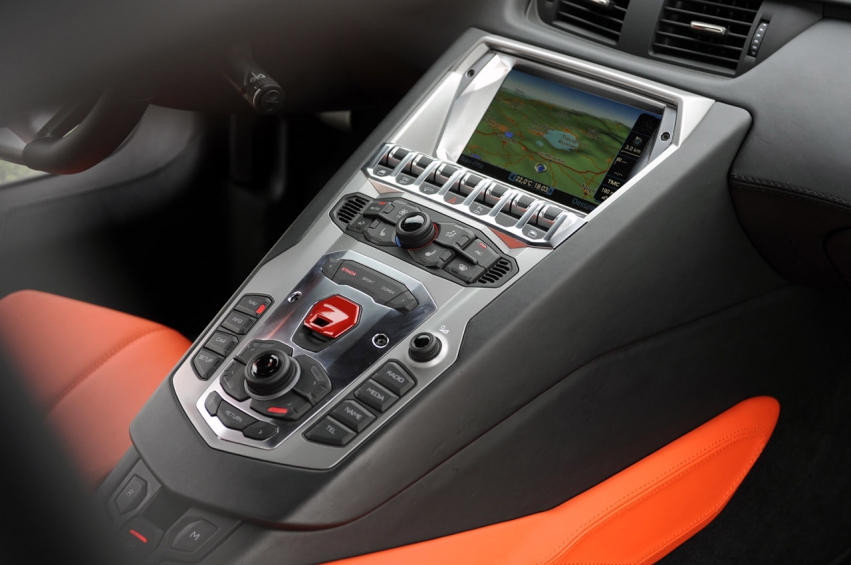 Auto wallpapers Lamborghini Aventador LP700-4 2012