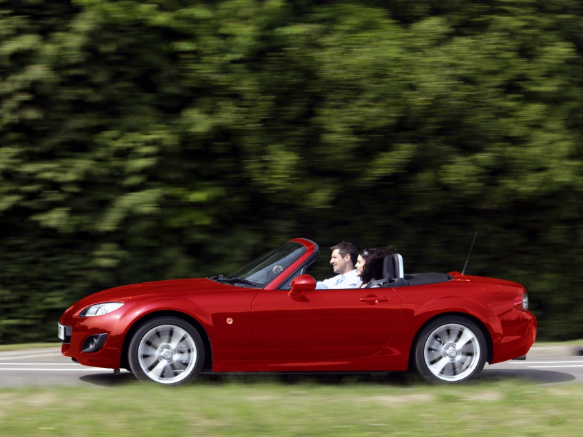 Auto wallpapers Mazda MX-5 Roadster 2010