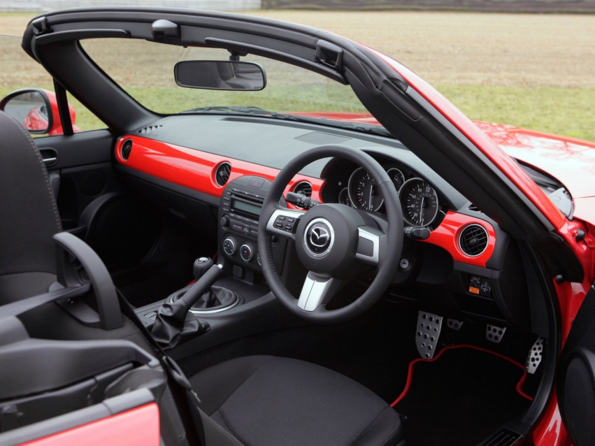 Auto wallpapers Mazda MX-5 Roadster 2010
