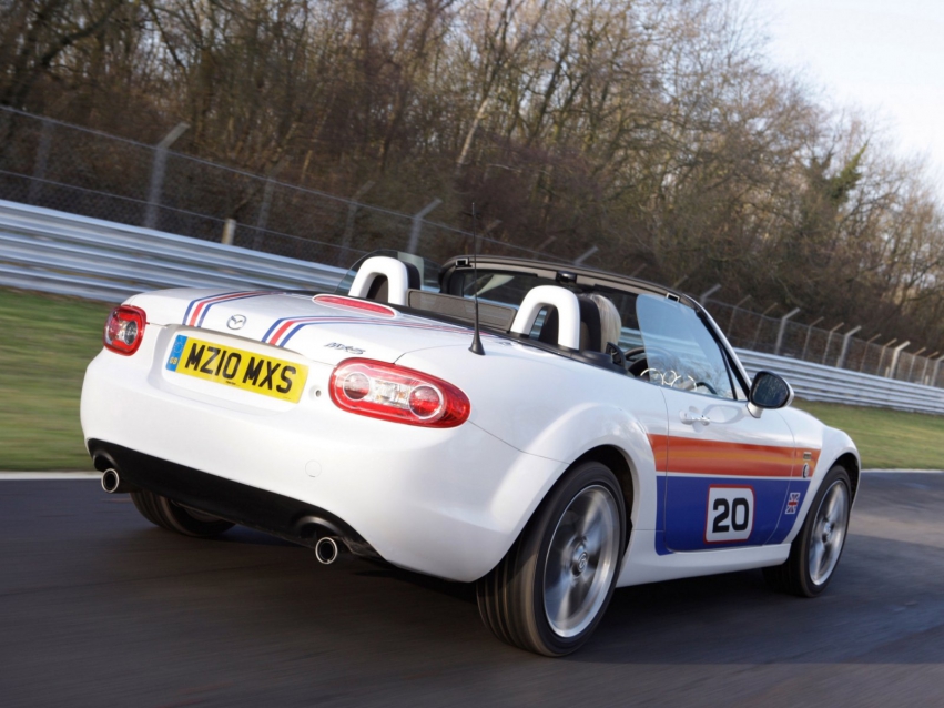 Auto wallpapers Mazda MX-5 Roadster 2010