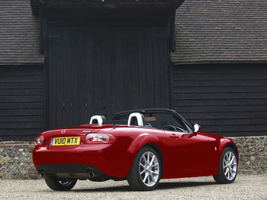 Auto wallpapers Mazda MX-5 Roadster 2010