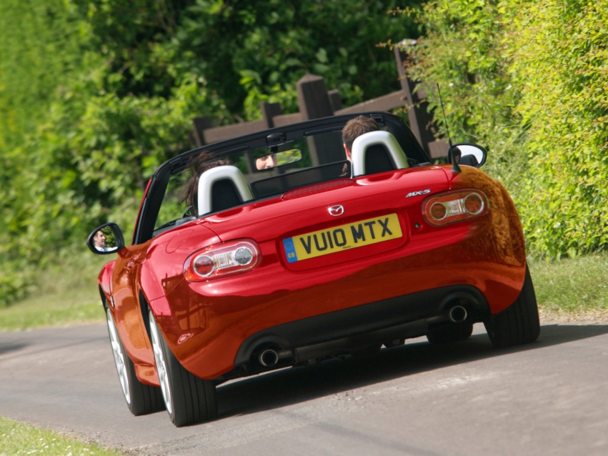 Auto wallpapers Mazda MX-5 Roadster 2010