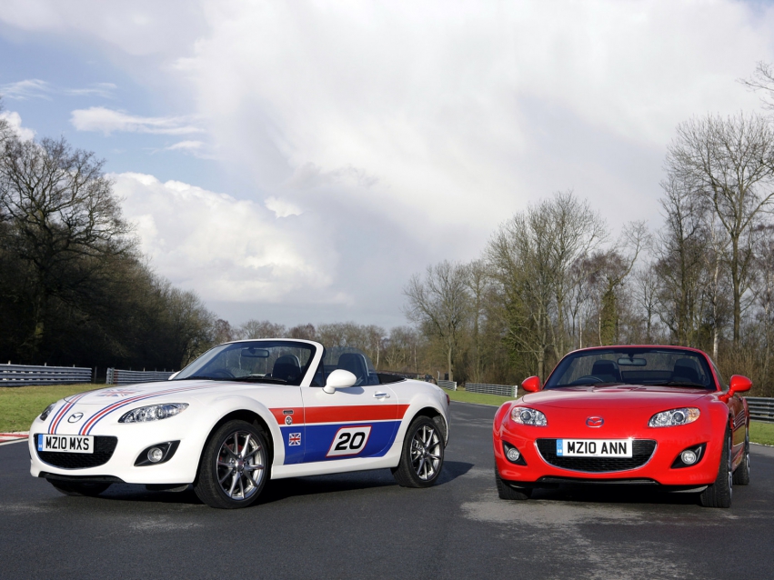 Auto wallpapers Mazda MX-5 Roadster 2010