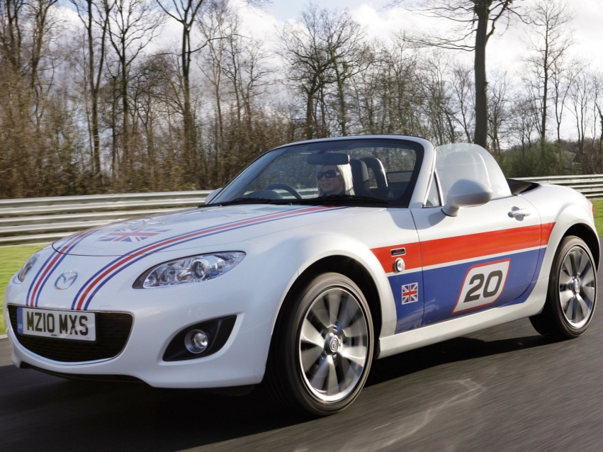 Auto wallpapers Mazda MX-5 Roadster 2010