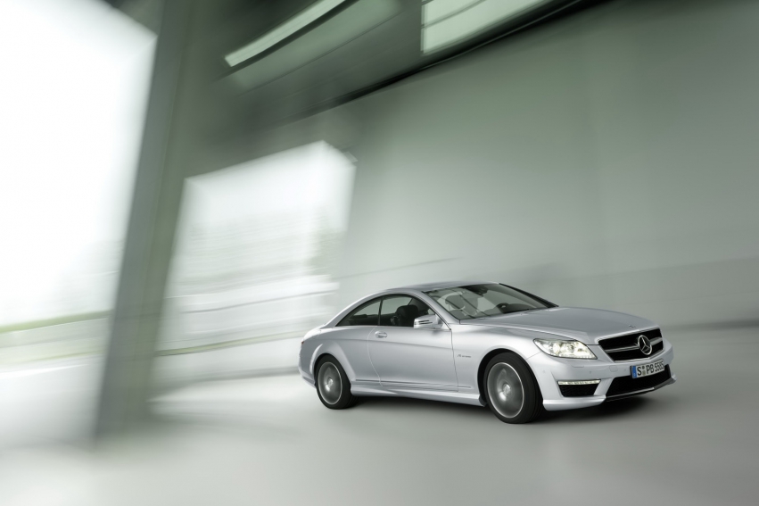 Авто обои Mercedes-Benz CL63 AMG Facelift with New 5.5-liter Bi-Turbo V8, and Revised CL65 AMG 2011