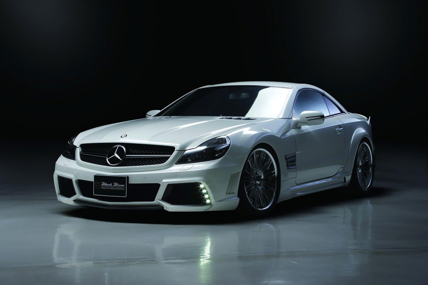 Auto wallpapers Mercedes-Benz SL Wald 2011