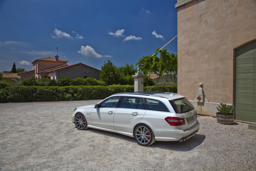 Auto wallpapers Mercedes-Benz E63 AMG Wagon