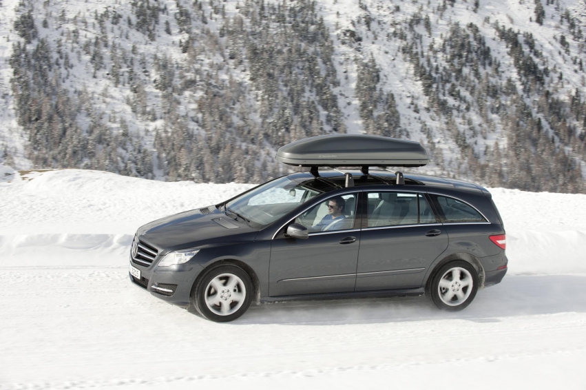 Auto wallpapers Mercedes-Benz R-Class 2012
