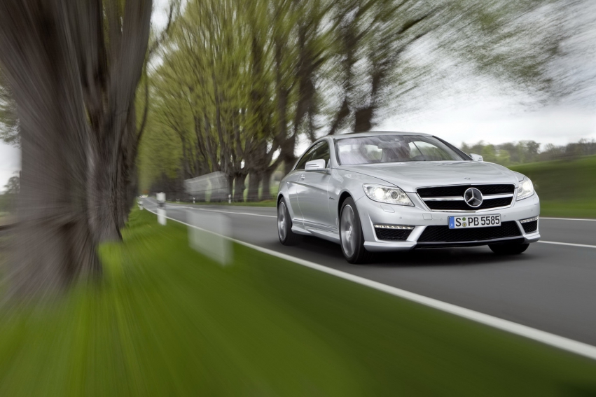 Авто обои Mercedes-Benz CL63 AMG Facelift with New 5.5-liter Bi-Turbo V8, and Revised CL65 AMG 2011