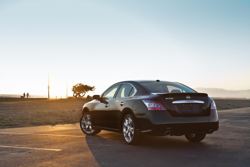 Auto wallpapers Nissan Maxima 2012