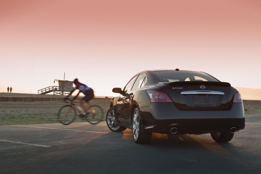 Auto wallpapers Nissan Maxima 2012