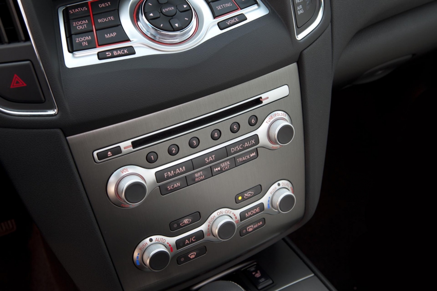 Auto wallpapers Nissan Maxima 2012