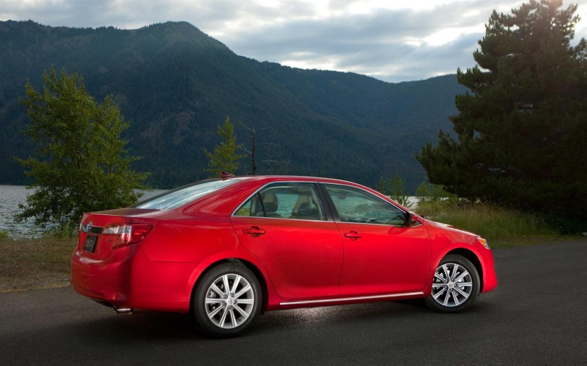 Auto wallpapers Toyota Camry Sedan 2012