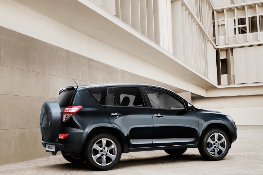 Auto wallpapers Toyota RAV4 2010
