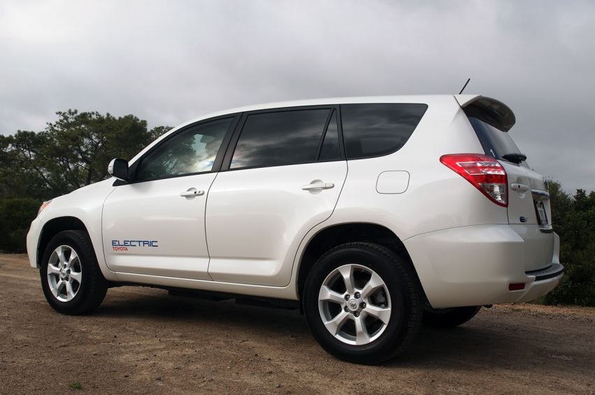 Auto wallpapers Toyota RAV4 EV