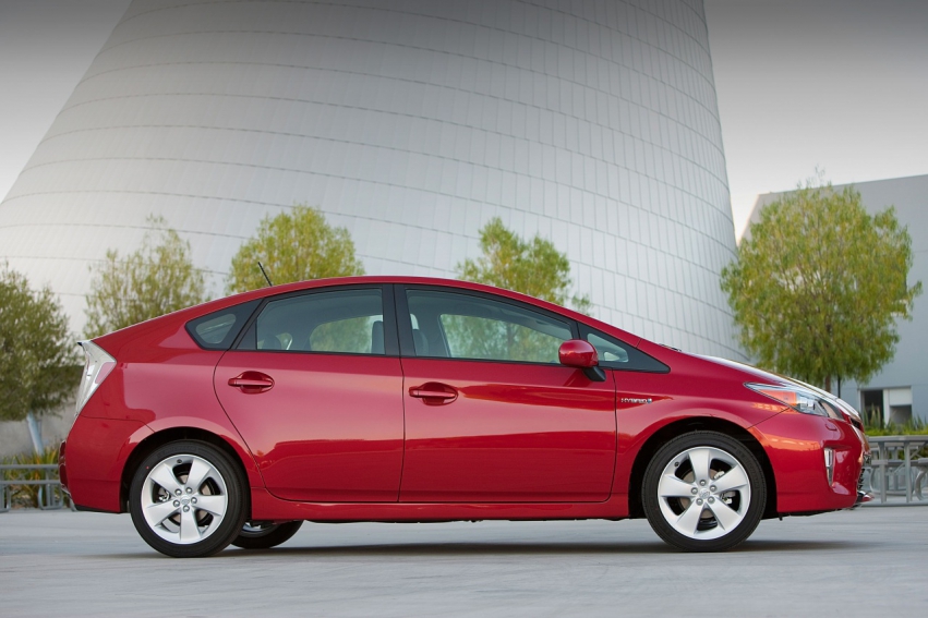 Auto wallpapers Toyota Prius 2012