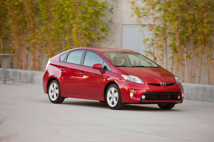 Auto wallpapers Toyota Prius 2012
