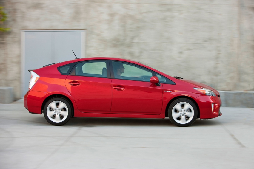 Auto wallpapers Toyota Prius 2012