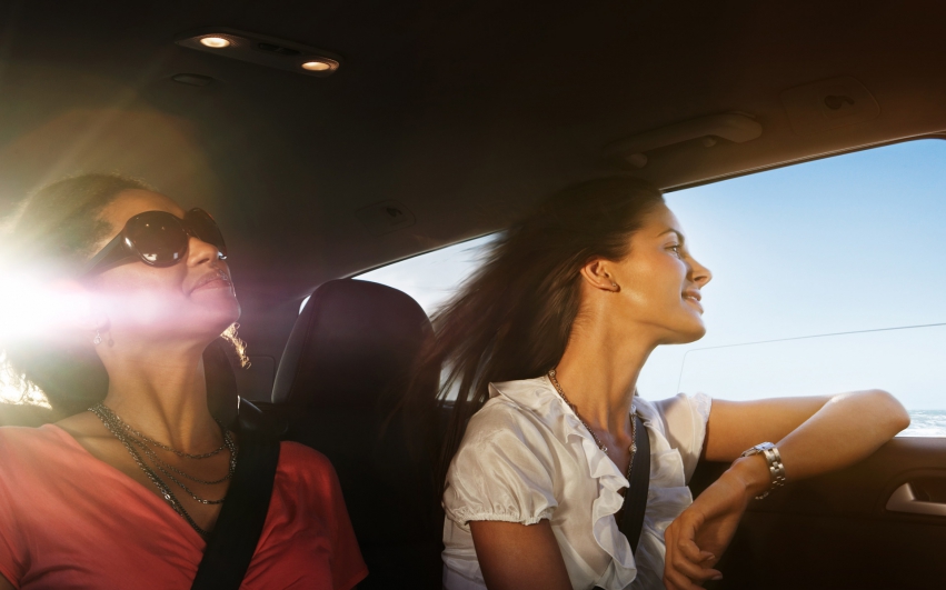 Auto wallpapers Volvo V-50 2012